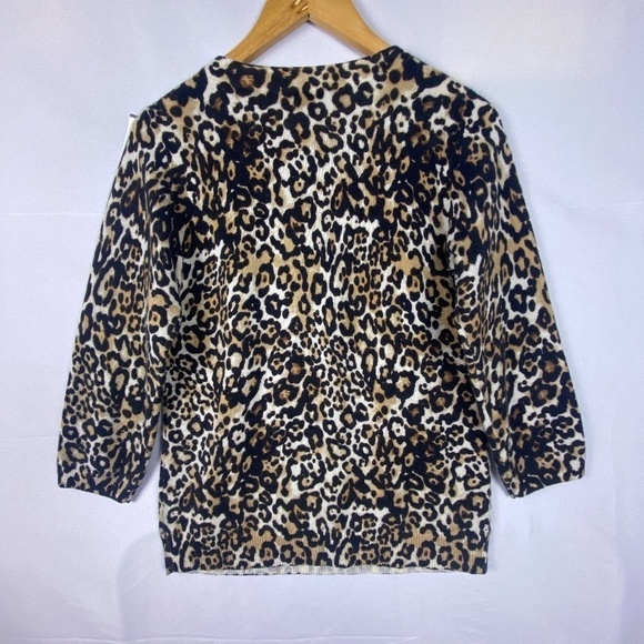 Talbots women's Sz: M pure Cashmere animal print pullover sweater crew neck - Picture 7 of 11